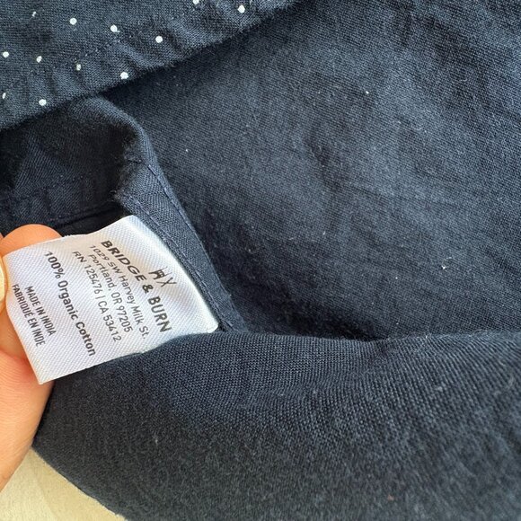 Bridge & Burn Lana Navy Polkadot short sleeve shirt, Size S - Picture 6 of 6